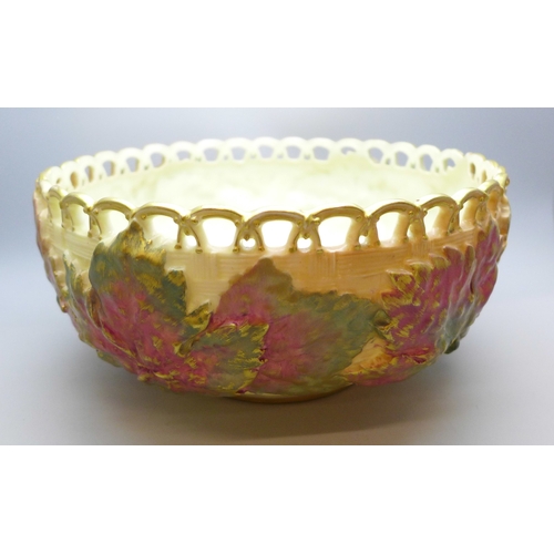 Lot 2058      