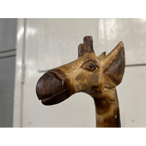 3015 - A small giraffe decoration