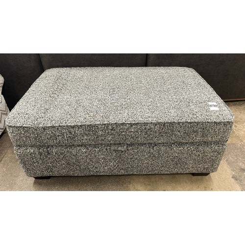 Lot 3046      