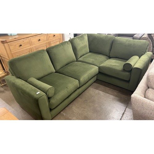 Lot 3057      