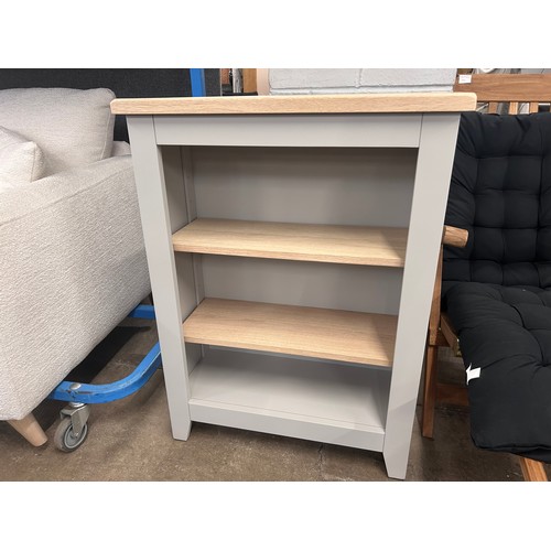 Lot 3082      