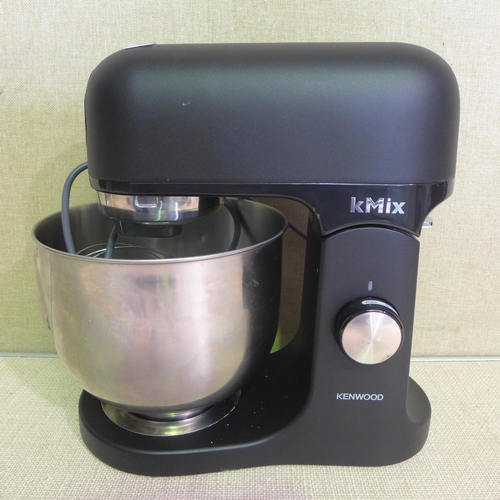 Lot 6049      