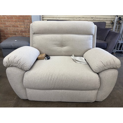 Lot 3102      