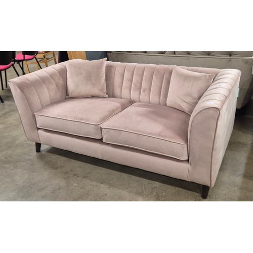 Lot 3072      