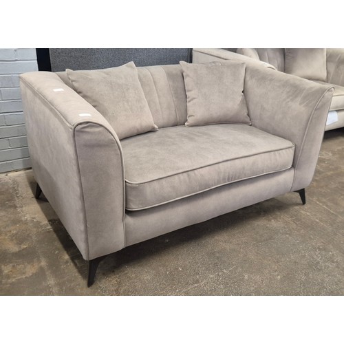 Lot 3114      