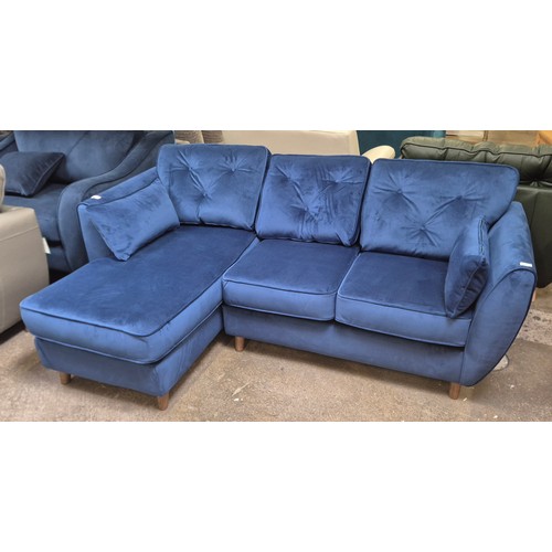 Lot 3135      