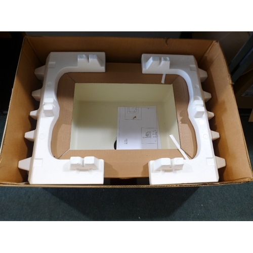 Lot 6043      