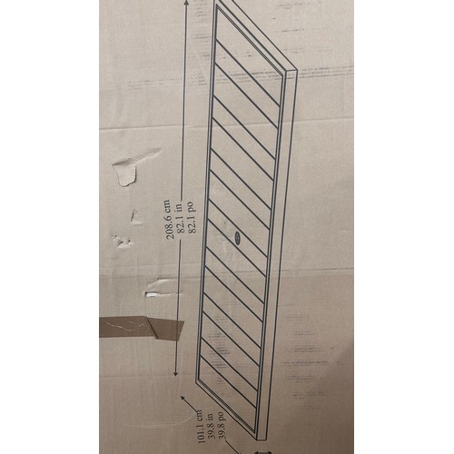 3178 - A Maricopa seven piece woven dining set (missing dining table legs/incomplete), original RRP £1249.9... 