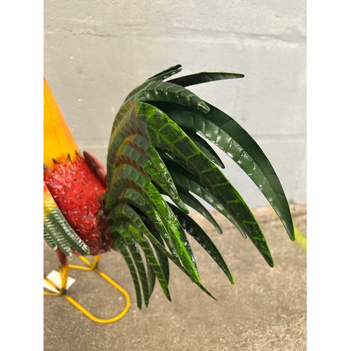 3147 - A metal cockerel decoration