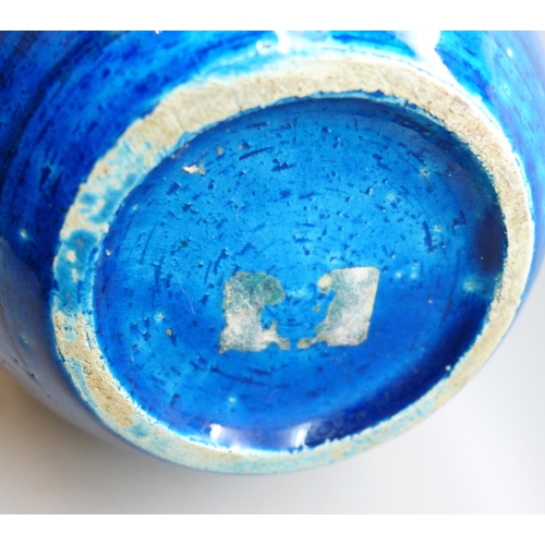 2009 - A Bitossi Italian vase, 15.5cm, small chip on the rim