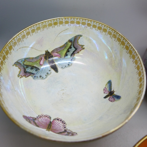 2027 - Collection of Carlton Ware lustre pottery to include 1920s Armand Lustre Ware bowl and vase both wit... 