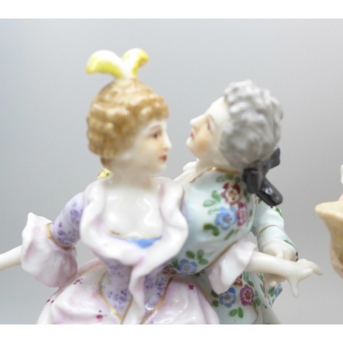 2031 - Two continental porcelain figures, one a/f
