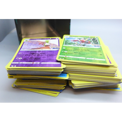 2039 - A collection of 650+ Pokémon cards with over 170 Holographic cards including Rares and Reverse Holos... 