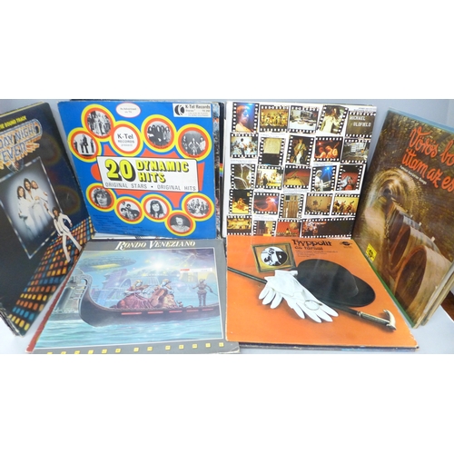 2054 - A collection of LP records, Pink Floyd, Mike Oldfield, Led Zeppelin III, Earth, Wind & Fire, ELO, et... 