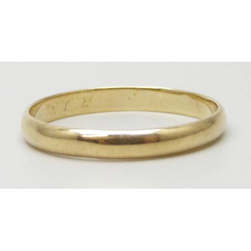 7181 - A yellow metal wedding band ring, 3.5g, size 3