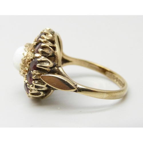 7196 - A 9ct gold, opal and garnet cluster ring, 4g, M