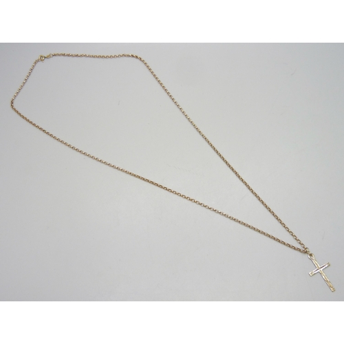 7232 - A long 9ct gold belcher chain, 64cm, with a 9ct gold cross pendant, 3.3cm including bale, 3.1g total... 