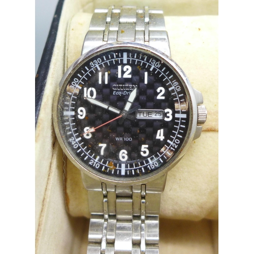 7277 - Three wristwatches, a Citizen Eco-Drive with day/date aperture, 41mm, and two Pulsar examples