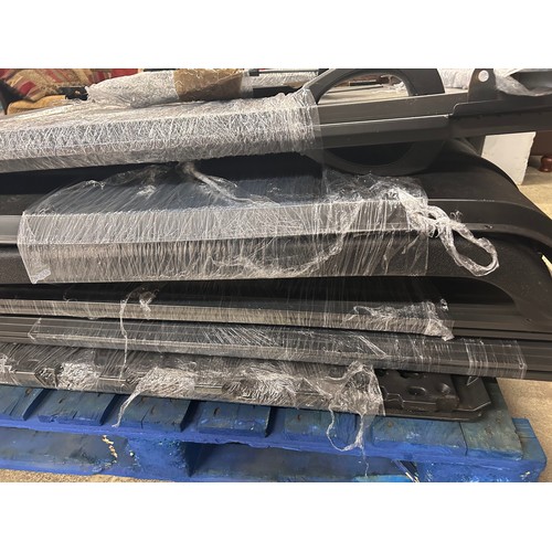 3271 - A Lifetime horizontal shed, unbuilt and unchecked (4239-39) *This lot is subject to VAT