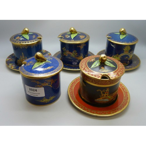 2024 - Three Carlton Ware Bleu Royale Lustre lidded oriental design preserve pots, with two unmarked simila... 