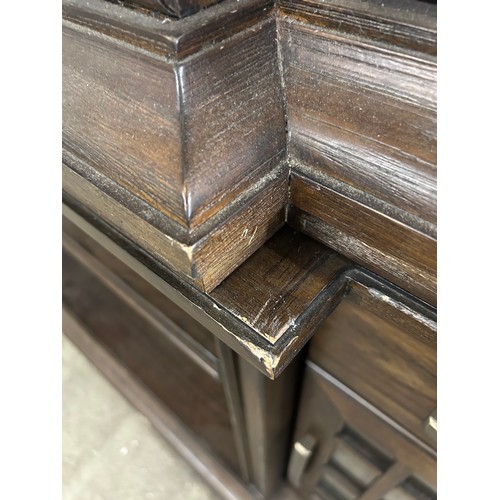 3280 - Two Everett media mantel entertainment units with electric fire - (both damaged), Two Tresanti Notti... 