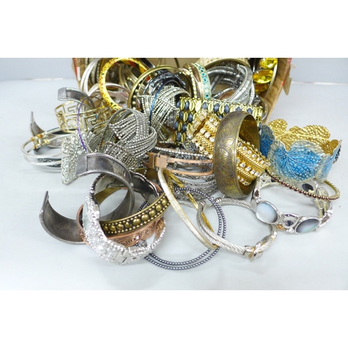Lot 2063      
