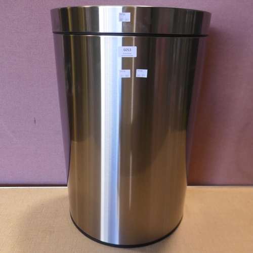 Lot 6053      
