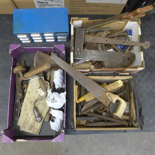 Lot 5037      