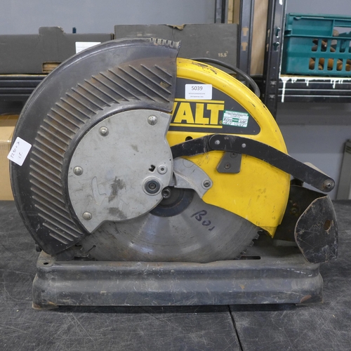 Lot 5039      