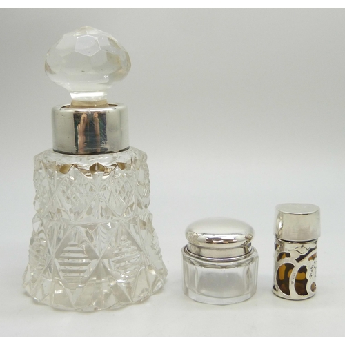 Lot 7061      