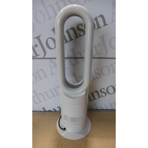 6004 - Dyson Hot+Cool jet focus fan with remote, original RRP £324.99 + VAT (369-444) *This lot is subject ... 