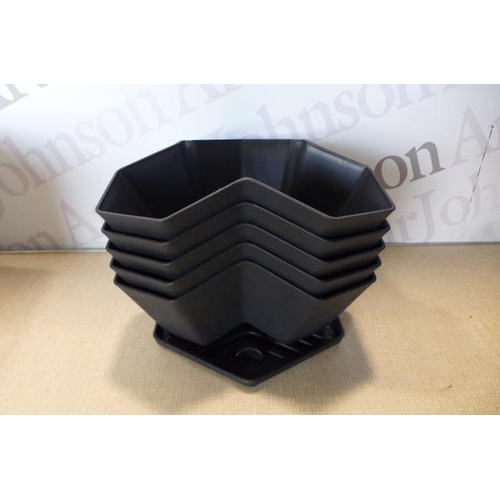 6010 - Multy stackable planters, (369-469) *This lot is subject to VAT