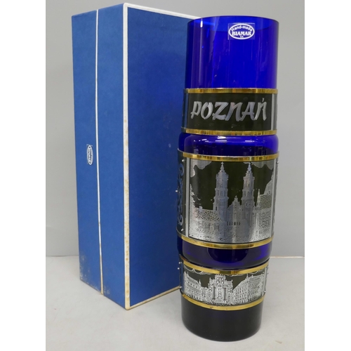 2071 - A blue glass Poznan vase in presentation box