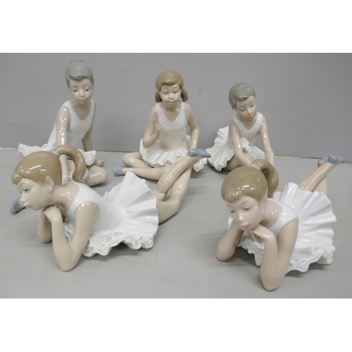 2079 - A collection of Lladro ballerina figures