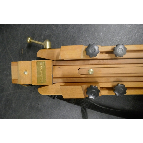 5054 - Three artist easels