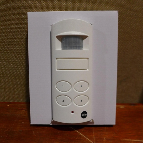 6159 - Yale Nightlatch and a Yale shed and garage alarm (AM4) *This lot is subject to VAT