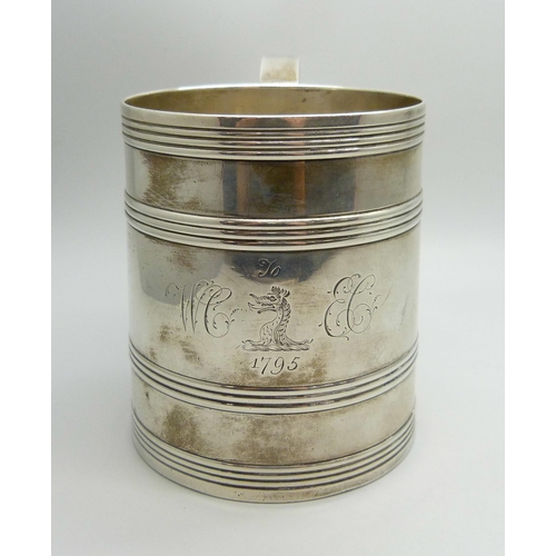 7002 - A George III silver tankard with monogram and crest, inscription dated 1795, John Langlands I & John... 