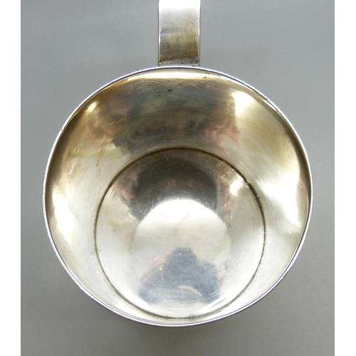 7002 - A George III silver tankard with monogram and crest, inscription dated 1795, John Langlands I & John... 
