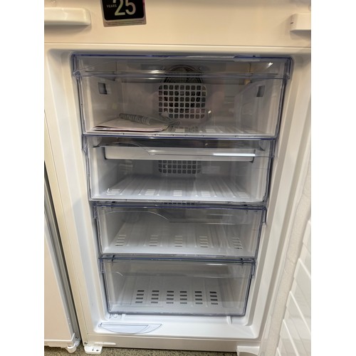 4001 - Beko 50/50 fridge freezer (560-52) *This lot is subject to VAT