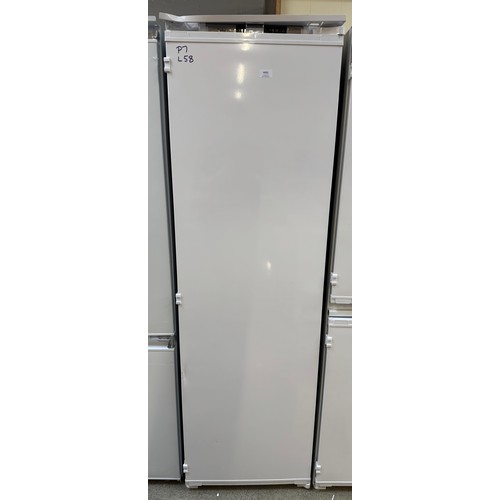 4002 - Beko integrated tower fridge (560-58) *This lot is subject to VAT