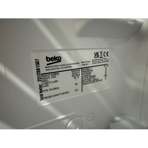 4021 - Beko 70/30 integrated fridge freezer - frost free (556-35) *This lot is subject to VAT