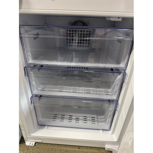 4021 - Beko 70/30 integrated fridge freezer - frost free (556-35) *This lot is subject to VAT