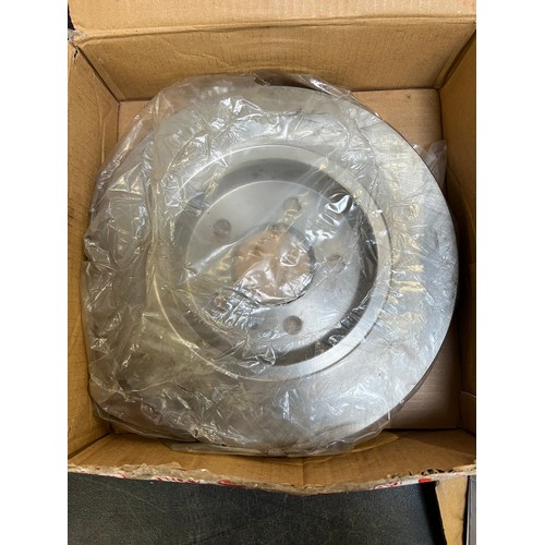 5047 - A set of Febi Bilstein brake discs and drums (21731-61) *This lot is subject to VAT