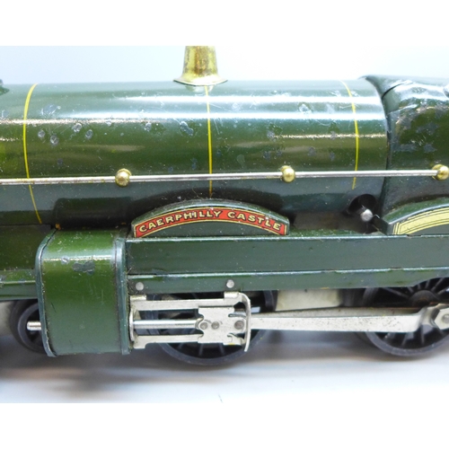 2087 - A clockwork O gauge model railway locomotive, Caerphilly Castle, with tender