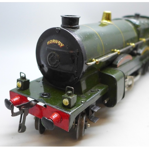 2087 - A clockwork O gauge model railway locomotive, Caerphilly Castle, with tender