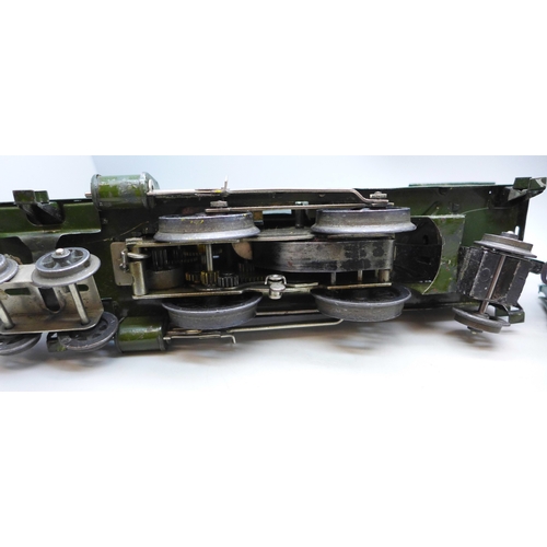 2087 - A clockwork O gauge model railway locomotive, Caerphilly Castle, with tender