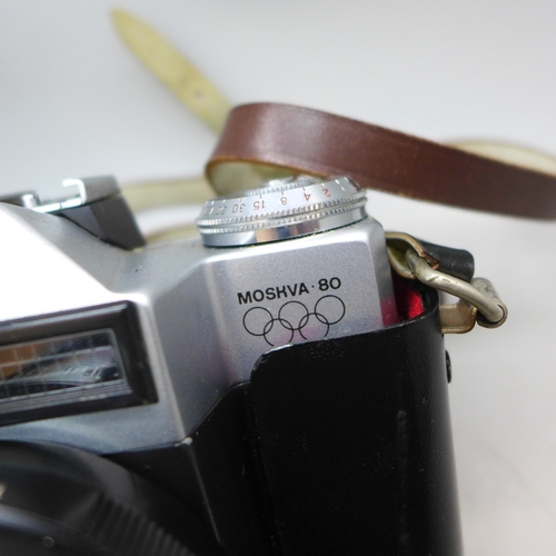 2099 - A Moscow Olympics Zenit-E camera, marked Moskva 80, with Pentacon 1.8/50 lens