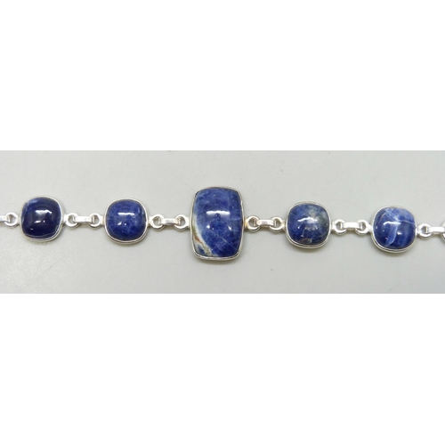 7272 - An American sodalite 32.73ct sterling silver bracelet, 13g, 20cm