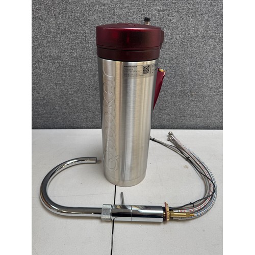 4145 - Quooker Fusion round chrome boiling water tap and PRO3-VAQB tank  (560-215) *This lot is subject to ... 