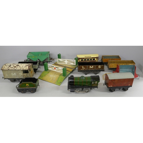 Lot 2195      